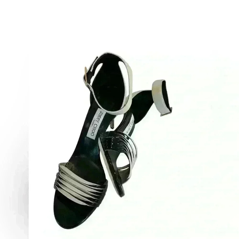 New with tags with dust bag and box Jimmy Choo high heels  size 39